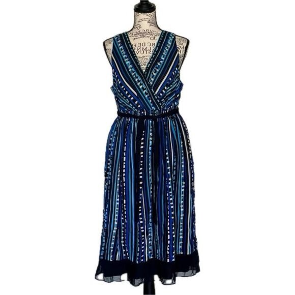 Lane Bryant Dresses & Skirts - NWT Lane Bryant SIZE 16 Blue Black Striped Sleeveless Wrap Style DresS